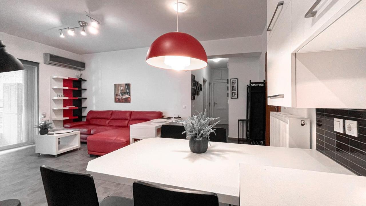 Comfy 2 Bedroom Apartment With Balcony In Atena Exterior foto