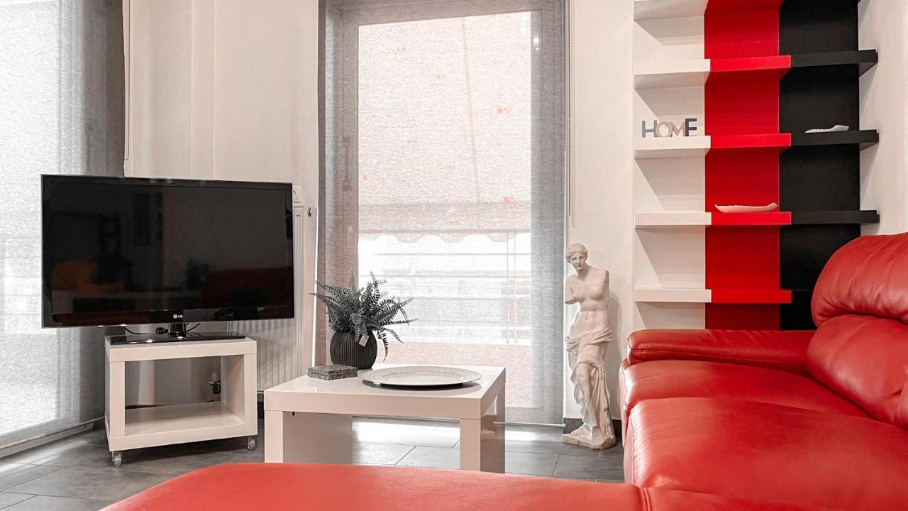 Comfy 2 Bedroom Apartment With Balcony In Atena Exterior foto