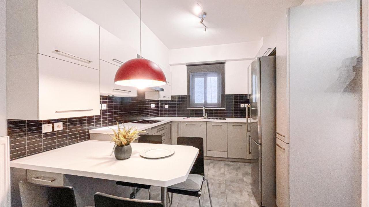 Comfy 2 Bedroom Apartment With Balcony In Atena Exterior foto